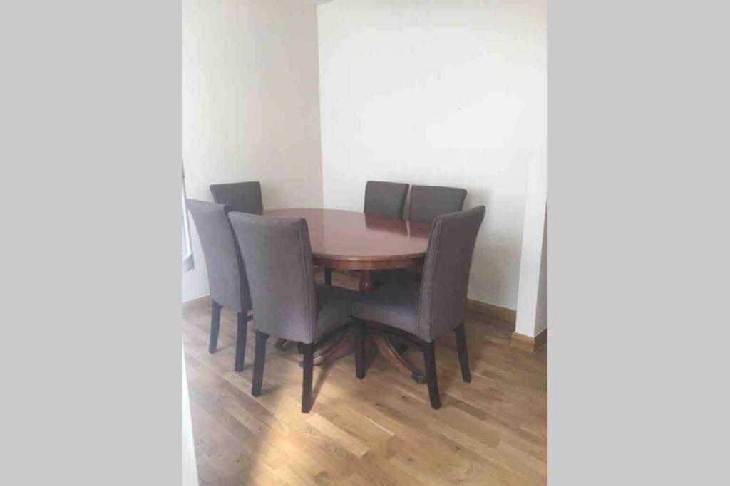 F5 Private Double Room London Exterior photo